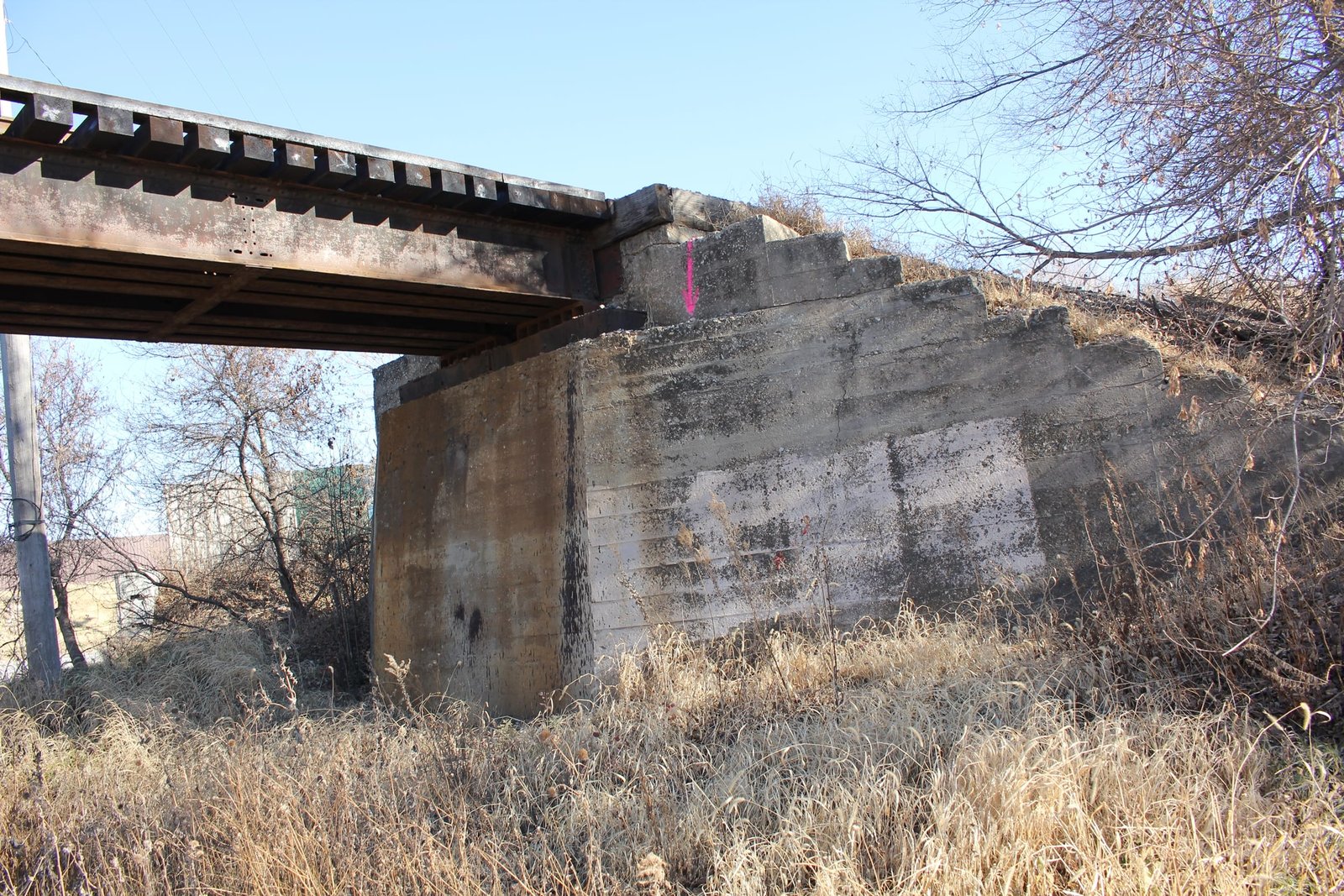 East abutment